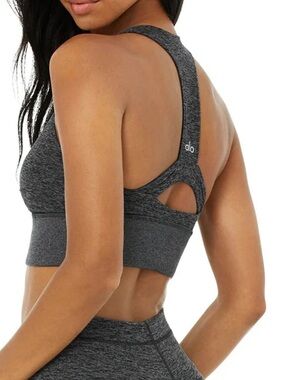 Alo yoga serenity sports bra